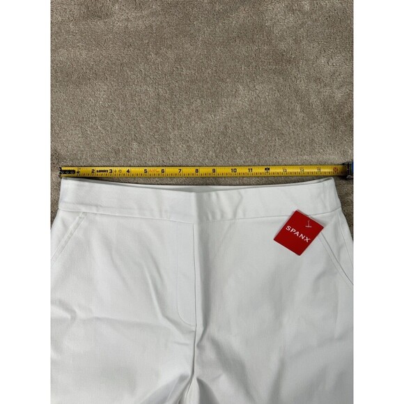 Spanx On the Go 6" Shorts White Silver Lining Technology Size L - Picture 16 of 16